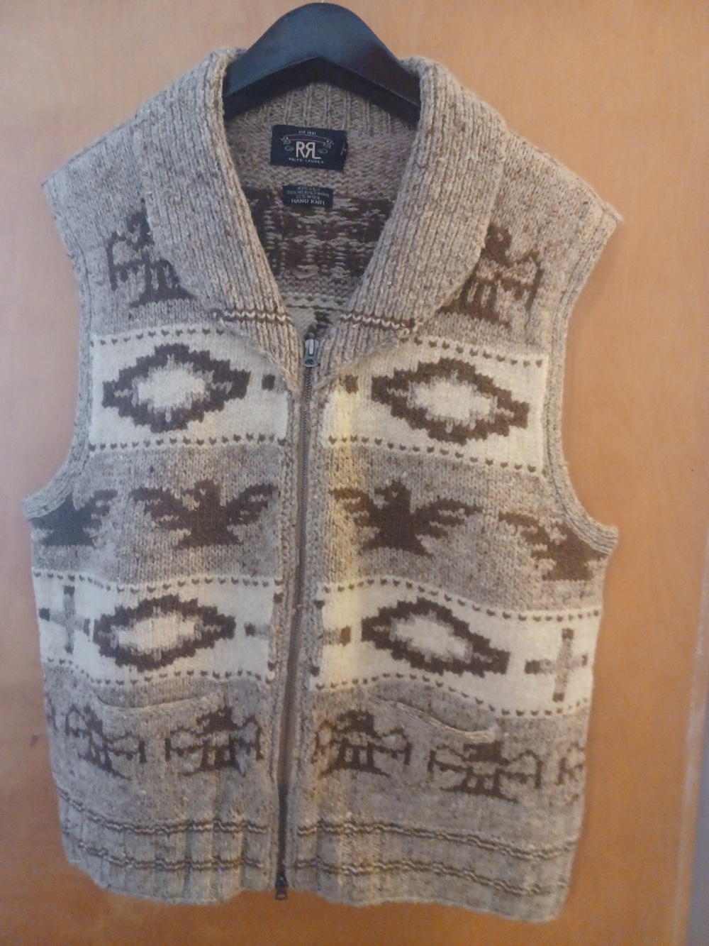 Wool sleeveless sweater